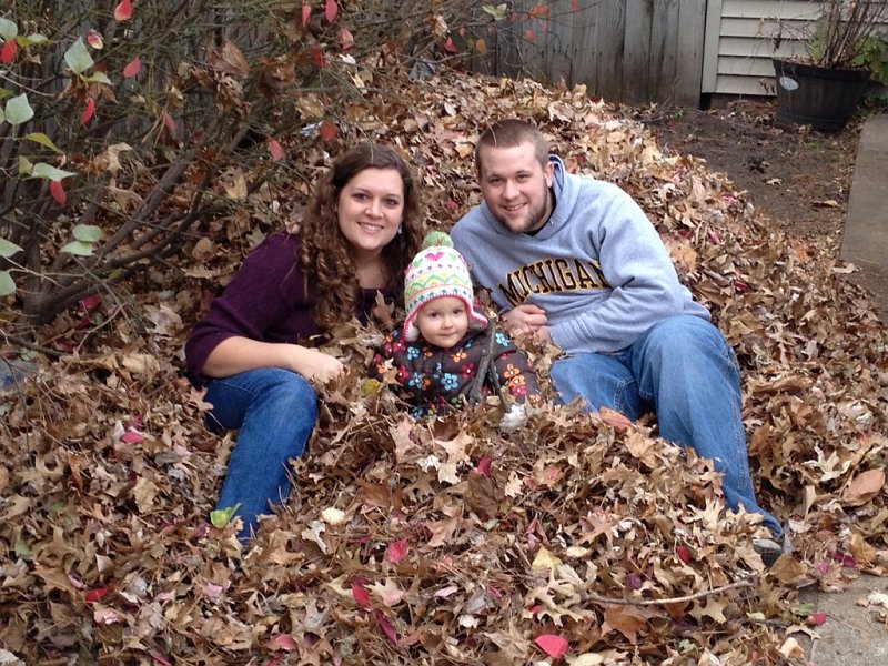 IMG_0291.jpg - Leaf pile with Auntie Jess and Uncle Bret