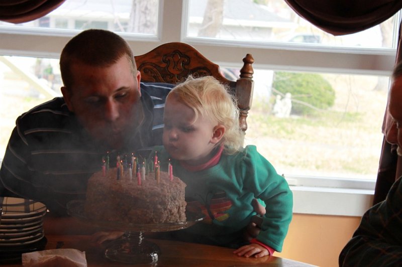 IMG_2109.JPG - Helping Uncle Bret blow out the candles